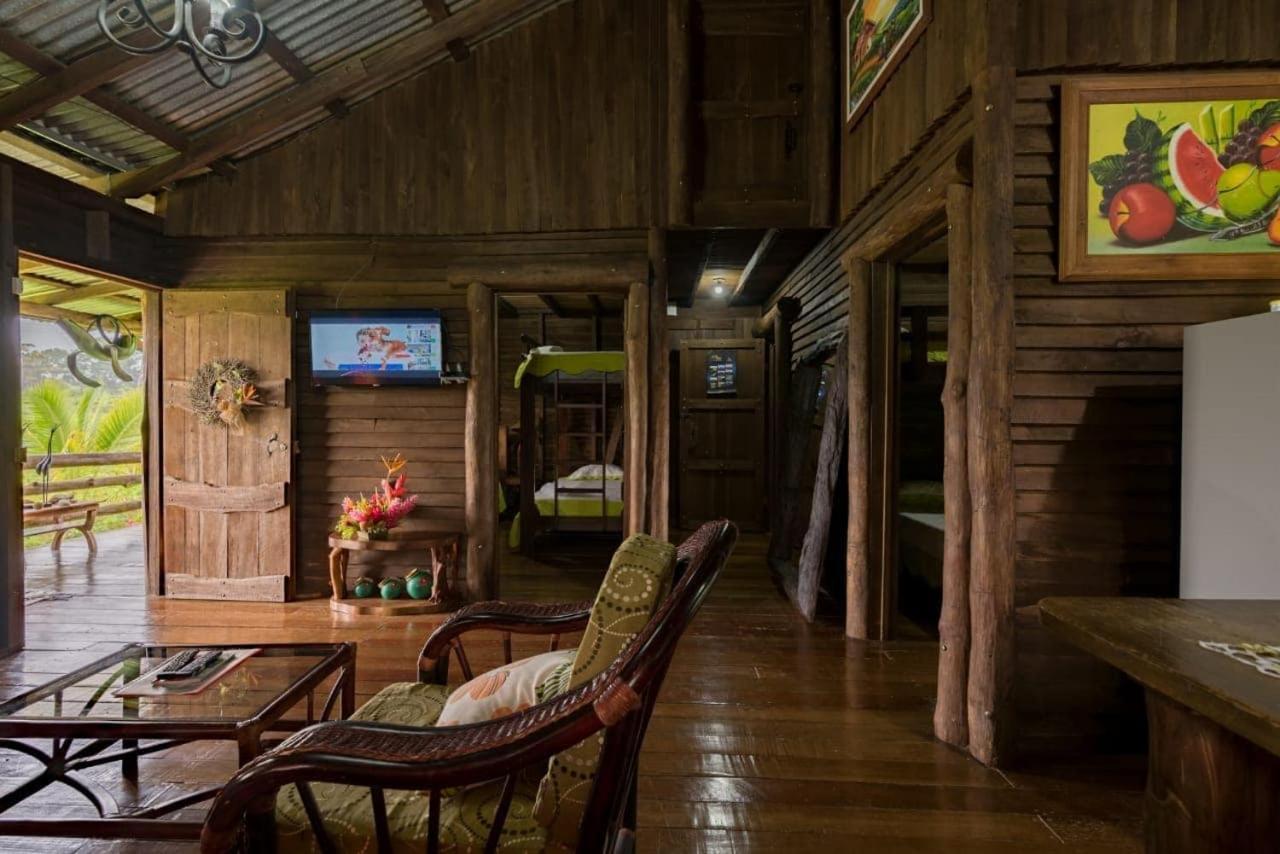 Cabanas Montanas Del Tenorio Rio Celeste 外观 照片