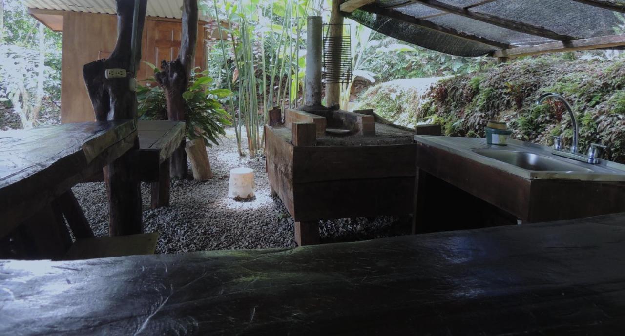 Cabanas Montanas Del Tenorio Rio Celeste 外观 照片